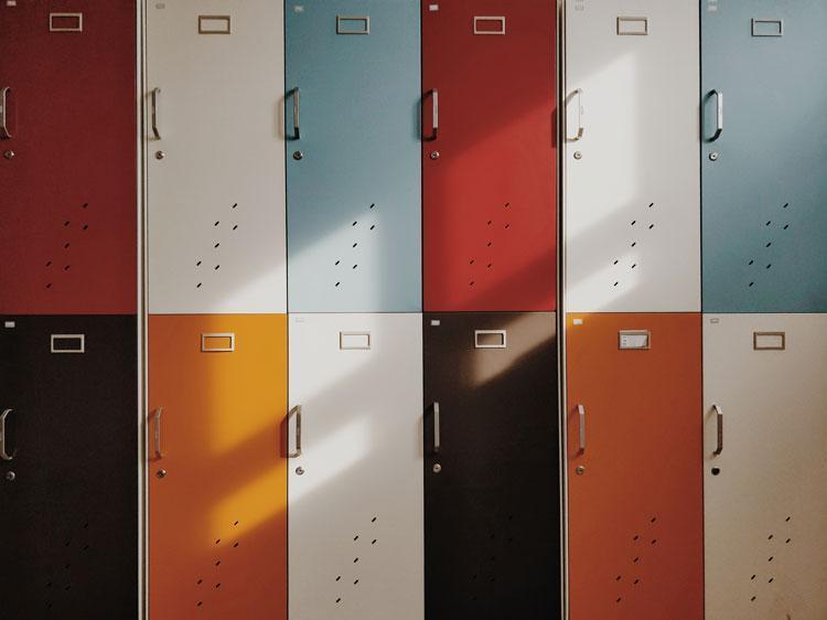 Top 10 Cool Things Every 80s Kid Had for School