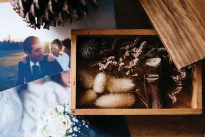 Top 10 Amazing Wedding Guest Book Ideas That Are Easy to Make