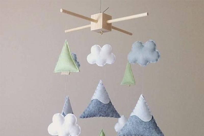 Create Your Very Own Baby Mobile with these Quick and Easy Steps
