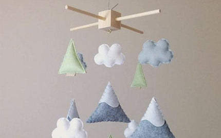 Create Your Very Own Baby Mobile with these Quick and Easy Steps