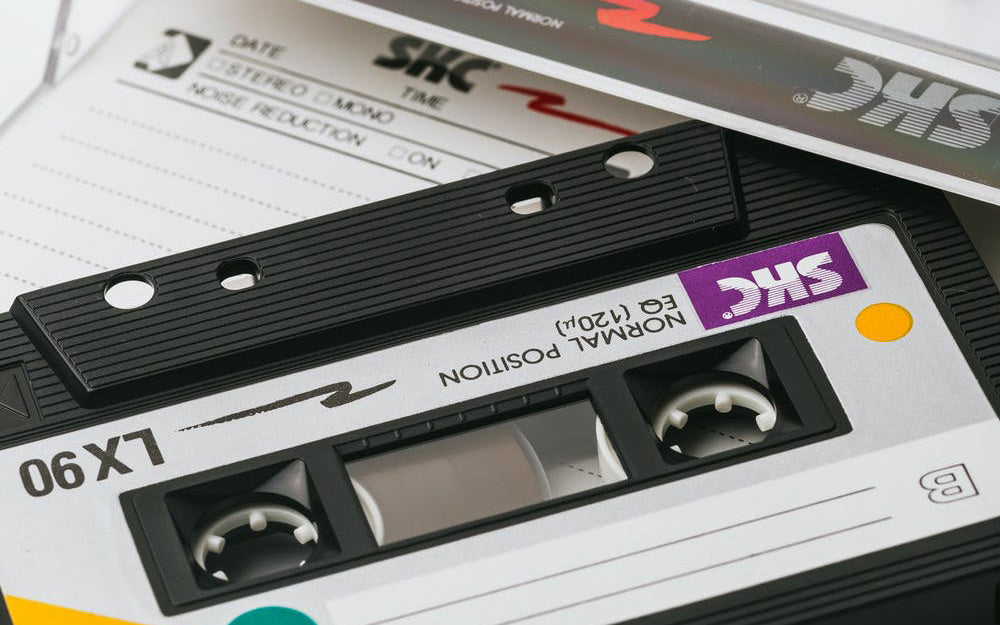 DIY: Cassette Tape Wallet