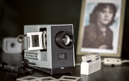 How Does a Slide Projector Work?