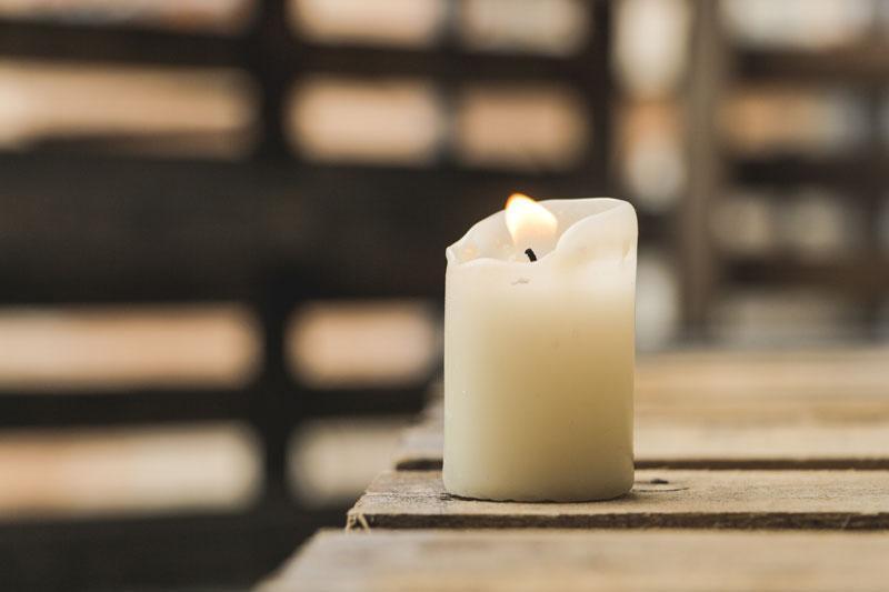How to Create a Photo Candle