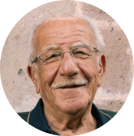 Grandfather invited to a shared Legacybox memory